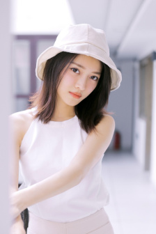 年轻女教师hd高清在线观看